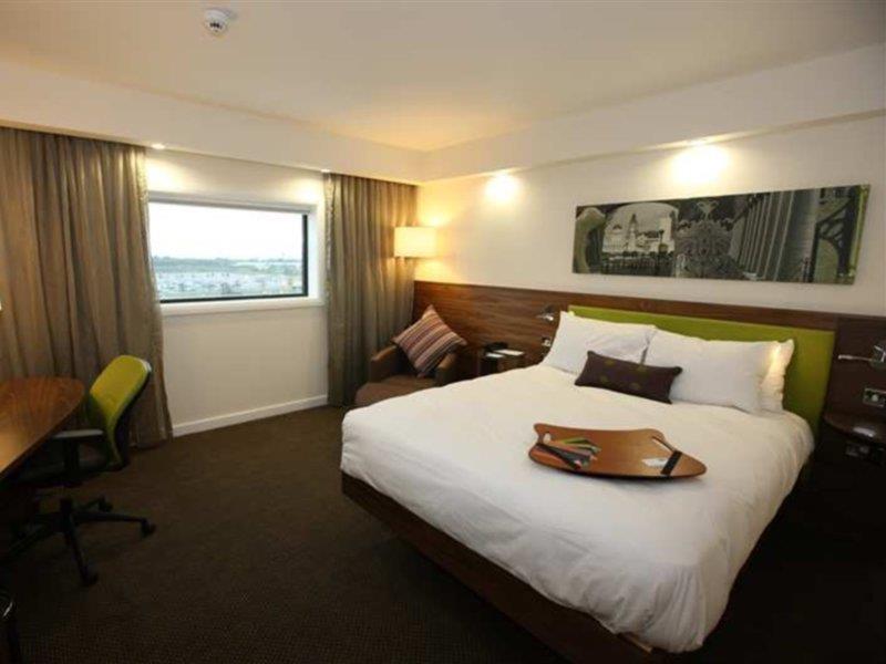Hampton By Hilton Liverpool John Lennon Airport Speke