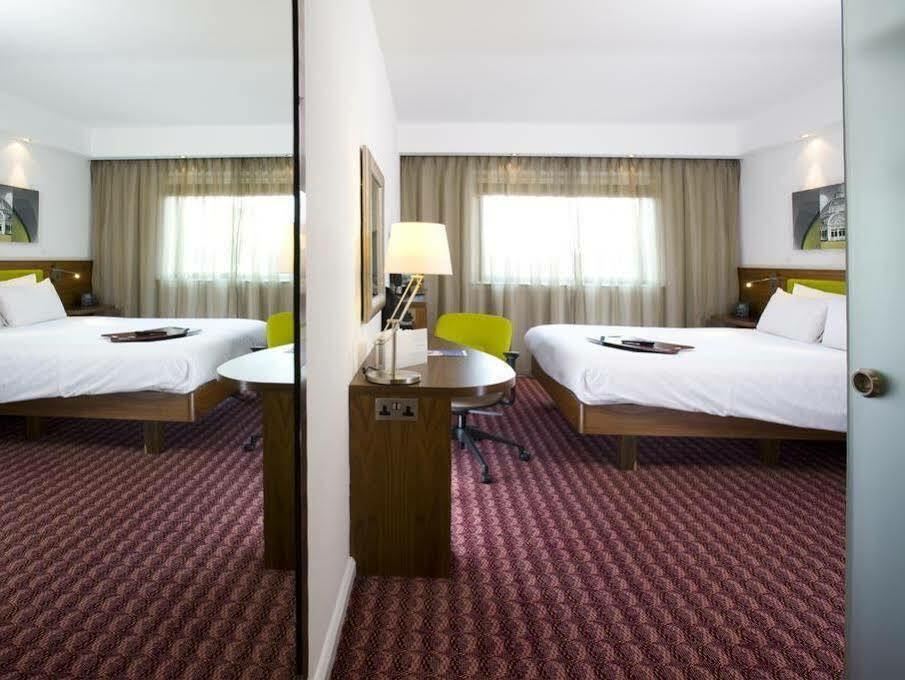 Hotel Hampton By Hilton Liverpool John Lennon Airport 3*